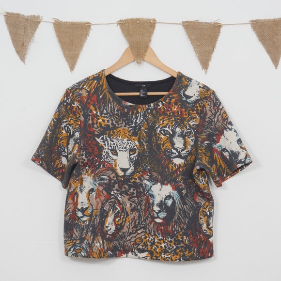 H&M Tops - H&M leopard & lion wild animal print top
